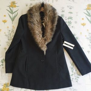 New F21 Faux Fur Coat